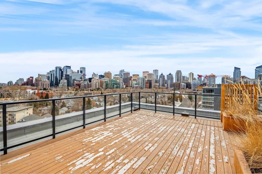 Chic 1Br Kensington Unit W/Parking Apartment YYC Exterior photo