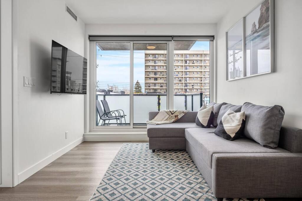 Chic 1Br Kensington Unit W/Parking Apartment YYC Exterior photo