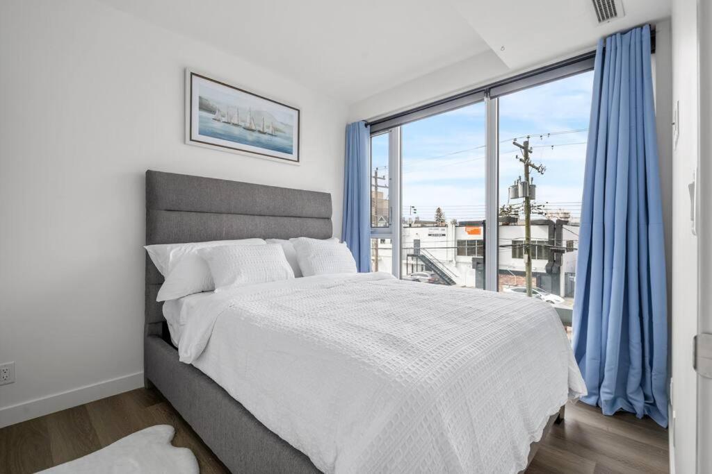 Chic 1Br Kensington Unit W/Parking Apartment YYC Exterior photo