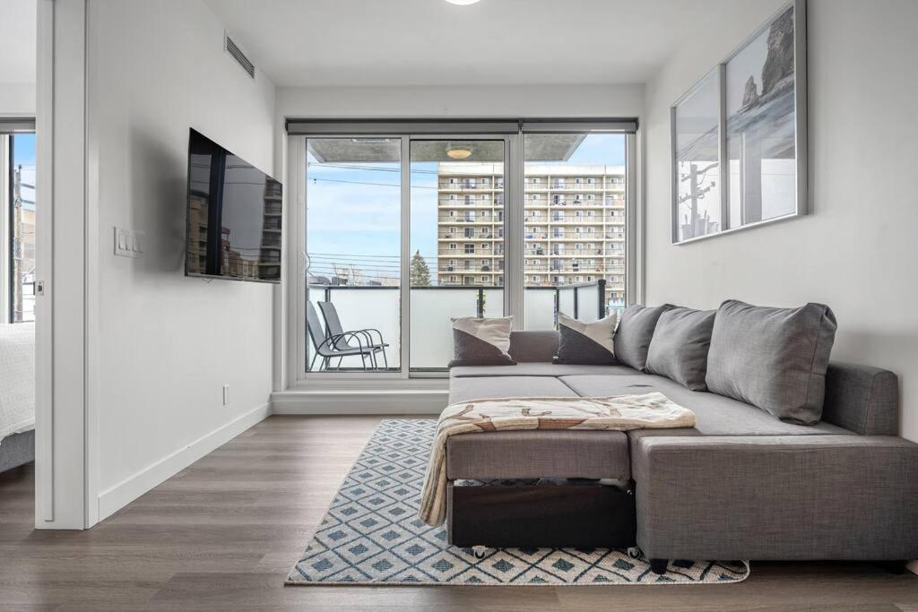 Chic 1Br Kensington Unit W/Parking Apartment YYC Exterior photo